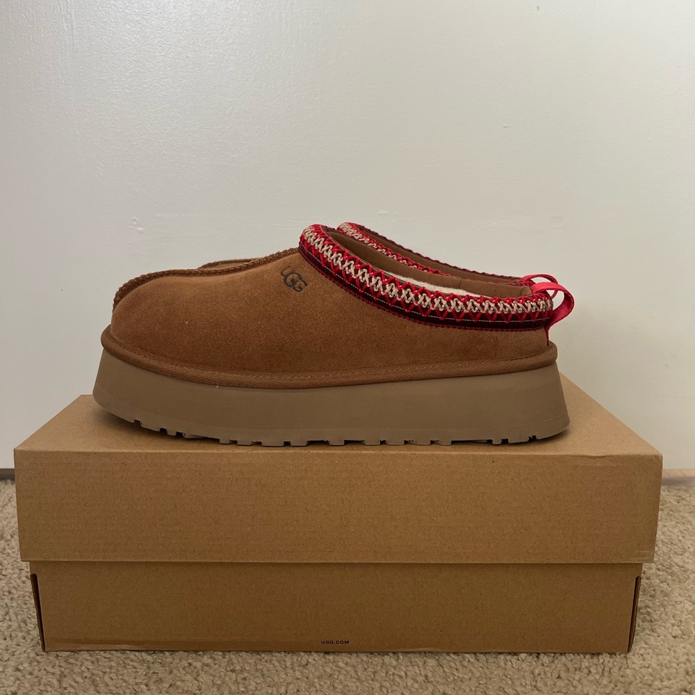 Taz Ugg Slippers - Picture 3 of 5